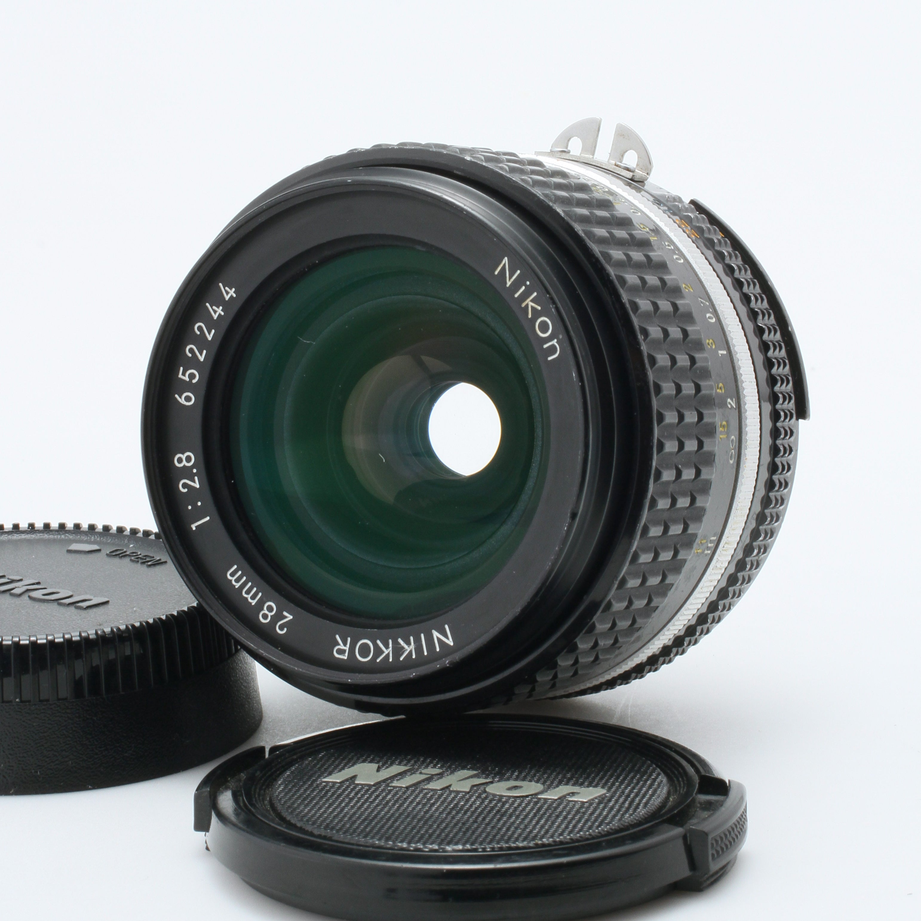 Ai-s AIS Nikkor 28mm MF Manual Wide Lens made in
